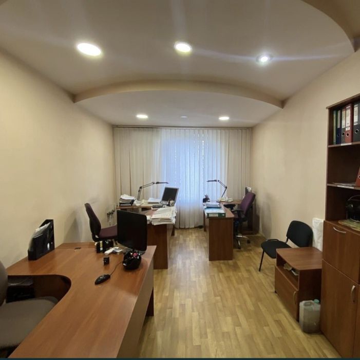 Склад офіс приміщення в центрі міста