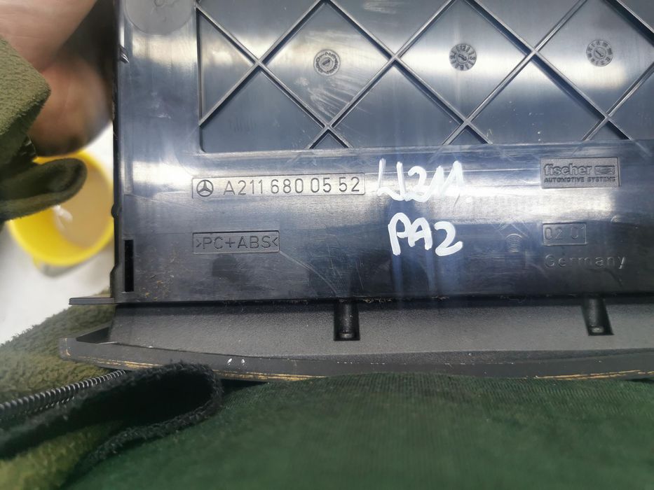 Panel przełącznik awaryjnych mercedes e-klasa w211