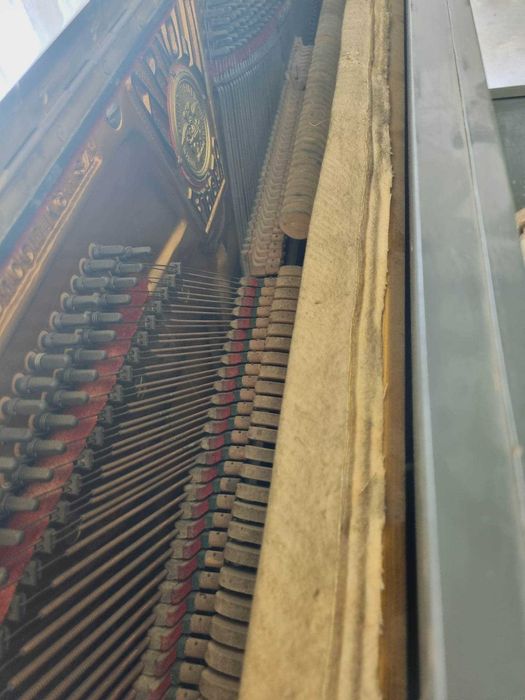 Pianino Arnold Fibiger 1942 r.