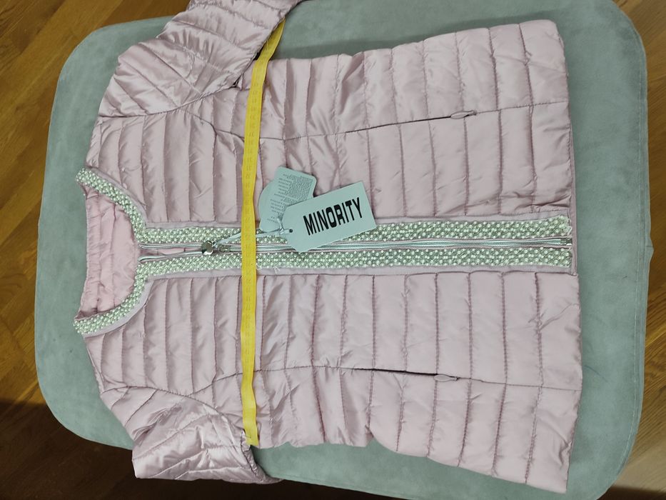 Куртка весна стан новий