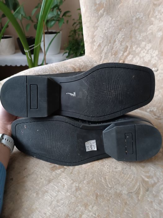 Skórzane męskie buty Bata