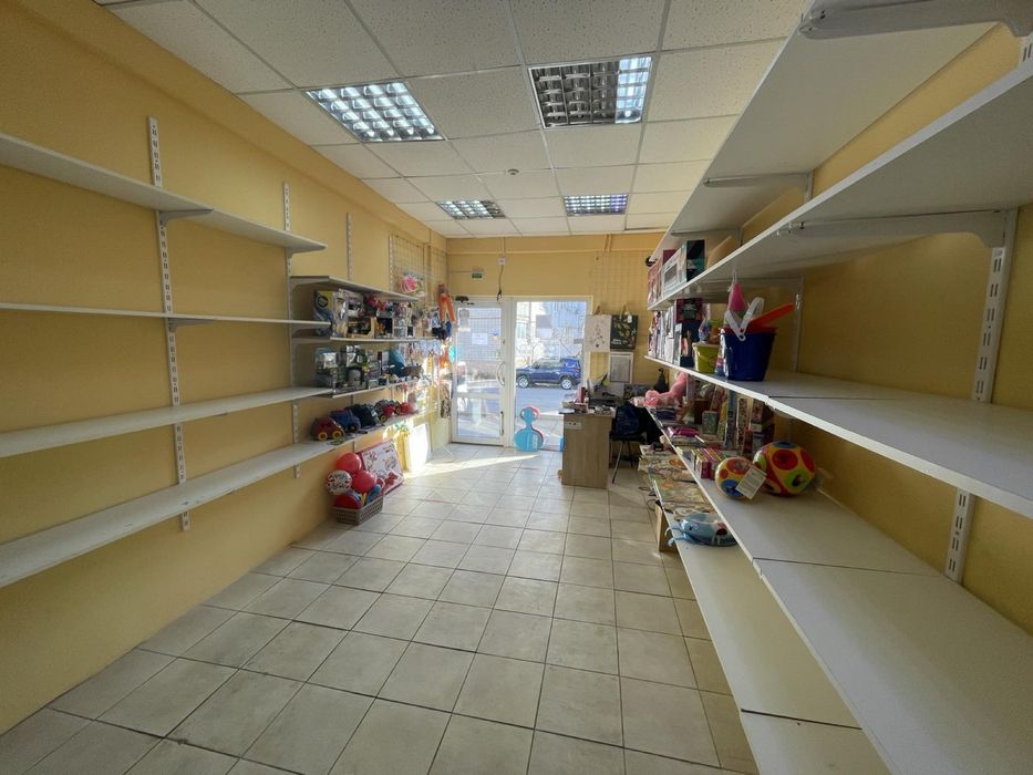 ОРЕНДА приміщення під магазин 18,4м