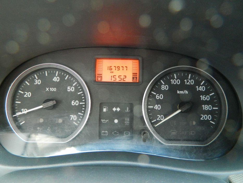 Renault Logan 1,4 2011 г.в. с КОНДИЦИОНЕРОM, ГАЗ/бензин 4-го поколения