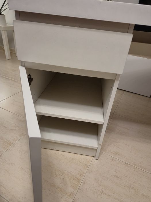 Mesa Ikea Malm usada