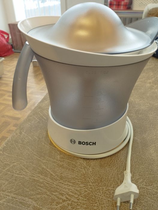 Wyciskarka do cytrusów Bosch nowa 800W