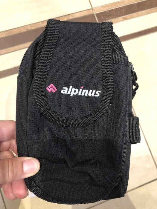 Saszetka portfel Alpinus nowe