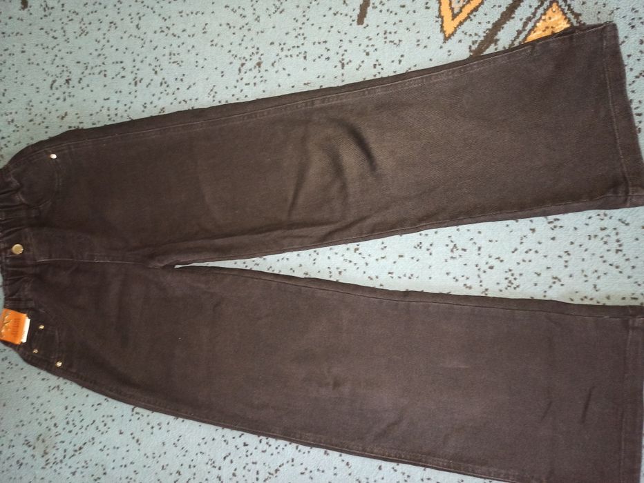 Джинси на дівчинку