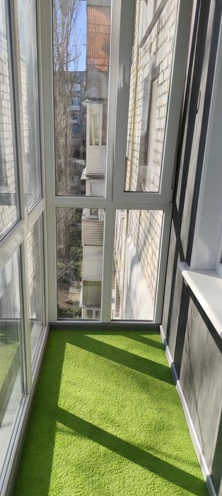 Продам 4-х комнату квартиру на площади победы