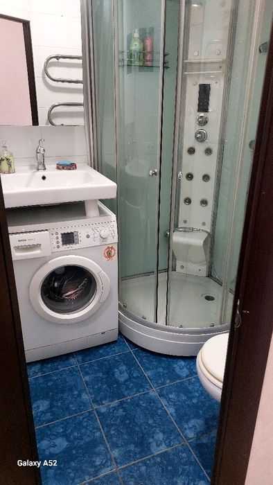 Сдается однокомнатная квартира посуточно и почасово на Оболоне.