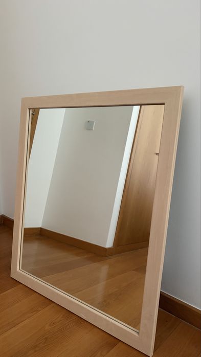 Espelho grande parede madeira clara 88x79cm – bom estado