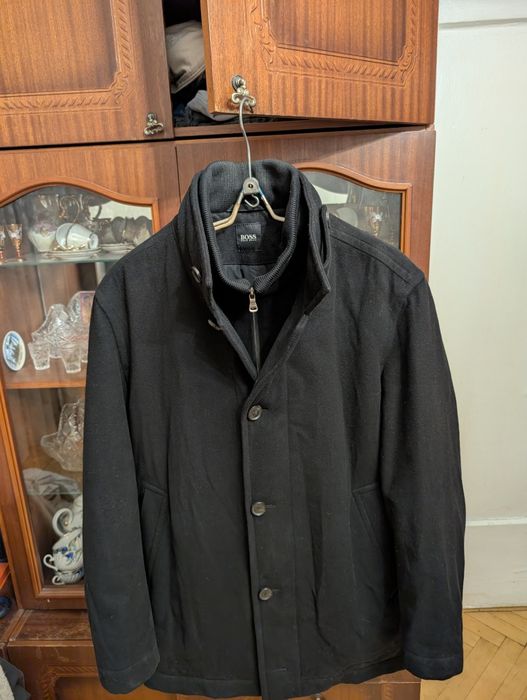 Продам кашемировое мужское пальто hugo boss L
