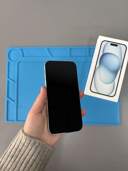iPhone 15 з гарантією