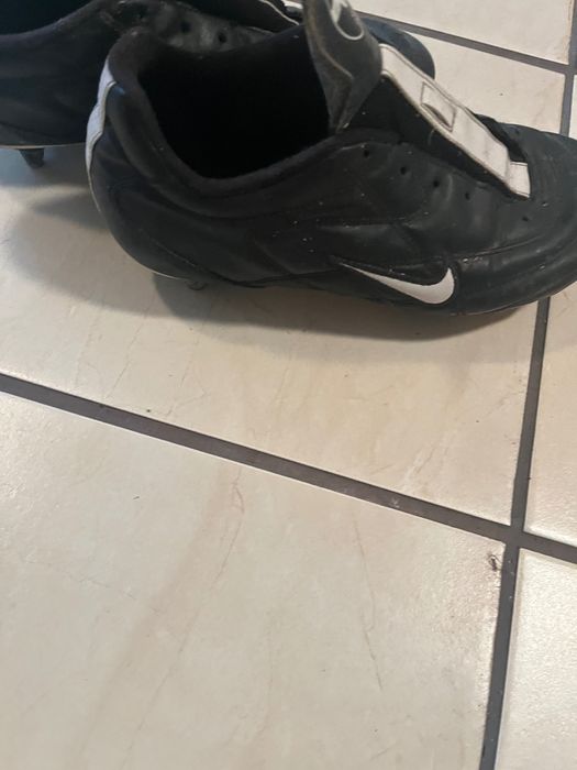 Buty piłkarskie Nike roz. 42,5