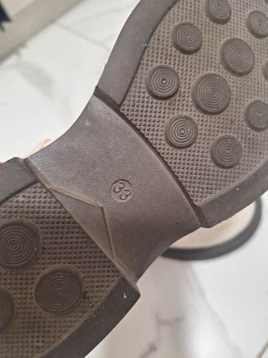 Туфлі для дівчинки