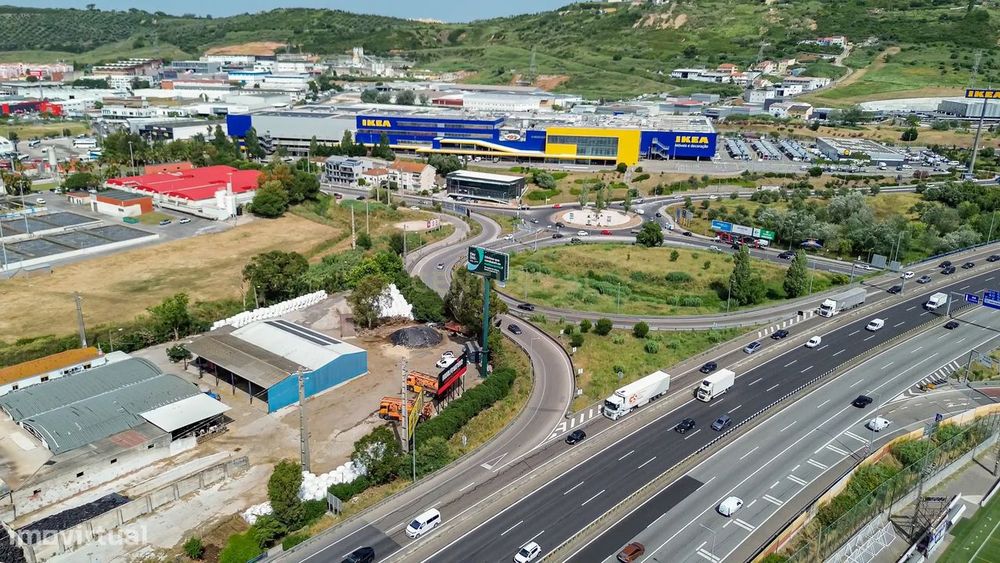 Invista com rendimento imediato em Frielas – Prédio totalmente renovad