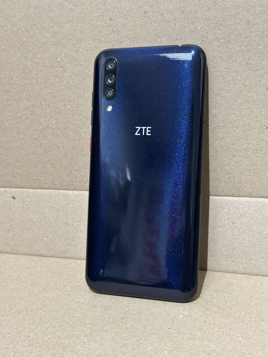 ZTE A7 3/32GB NFC Ідеал!