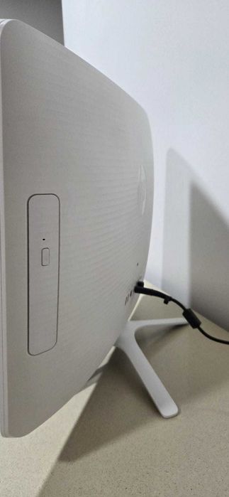 Computador HP tudo em 1, touchscreen de 22 polegadas