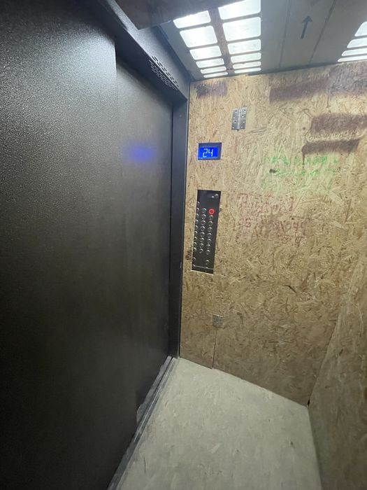 Продам квартиру метро Бориспільська жк Східна Брама