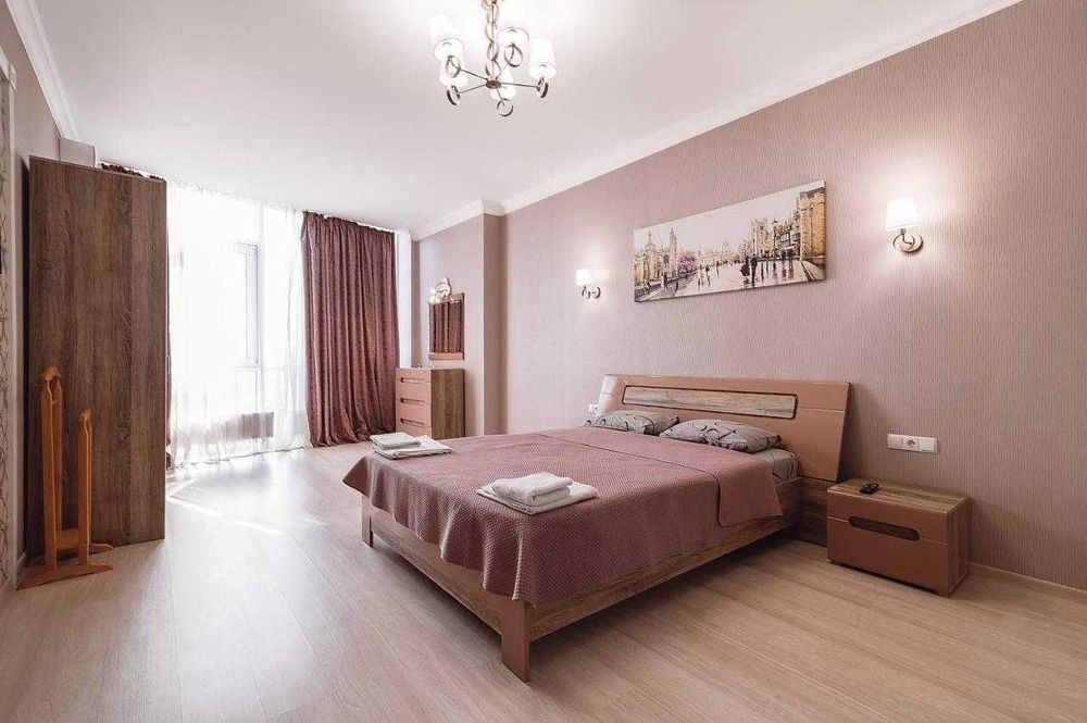 Посуточно, почасово 1к квартира на Осокорках. 10 минут до метро