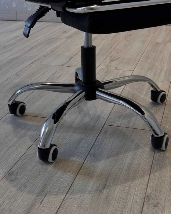 Комп'ютерне крісло BOSS Крісло для компютера із тканини +ПІДНІЖКА