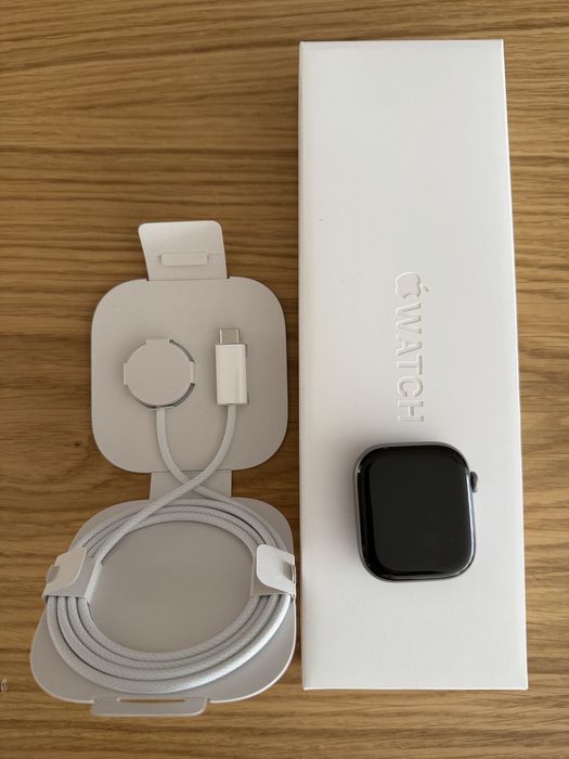 Apple Watch Series 11 46mm Space Gray Aluminium GPS – Impecável