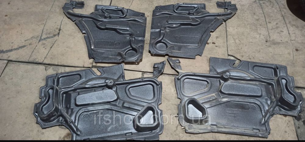 Шумоізоляція дверей ml w163