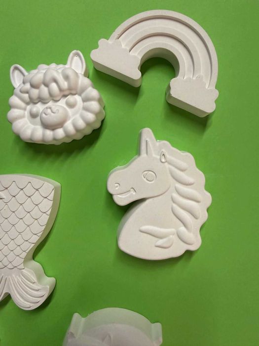 Personalizowany zestaw do malowania figurek gipsowych z imieniem