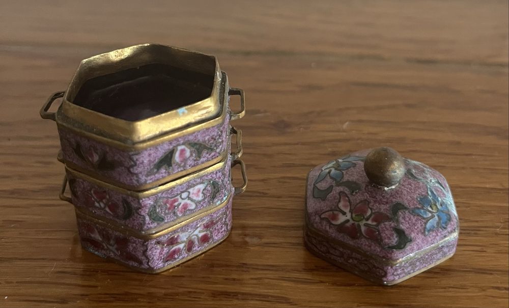 3 Caixas chinesas cloisonné empilháveis vintage (latão e esmalte)