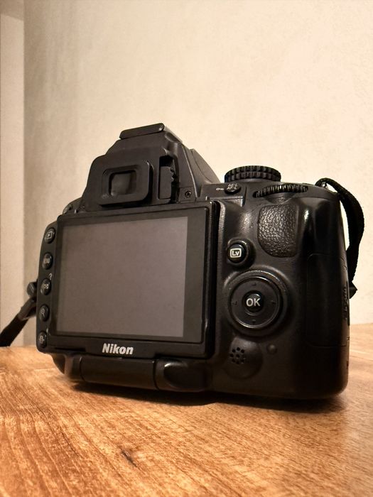 Фотоаппарат Nikon d5000 + 18-55