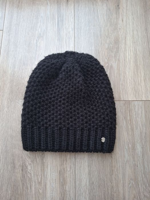 wełniana czapka damska