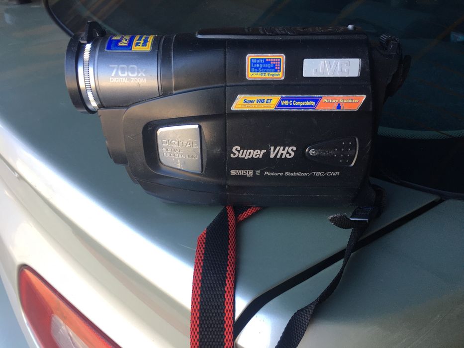 Відеокамера JVC SuperVHS