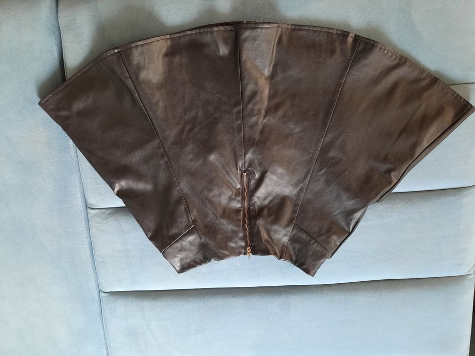 Mini spódniczka że skórki czarna 34 XS Sinsay