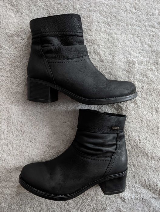 Czarne skórzane eleganckie buty botki kozaki na obcasie Lasocki 36