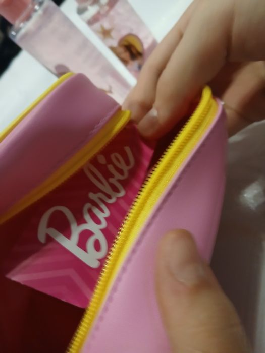 Zestaw kosmetyczny Barbie