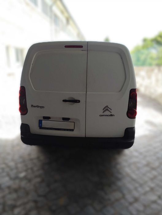 CITROÊN BERLINGO - 345.000 KM - 1600 C.C. - CAIXA PARA CARGA LONGA - ANO DE 2015