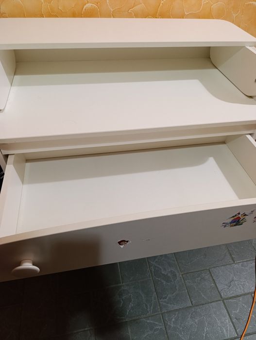 Дитячий комод з пелинальним столиком