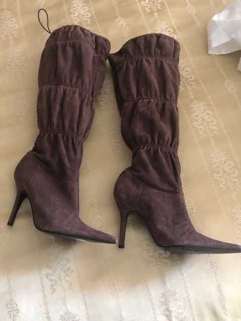 Botas senhora de cano e salto alto, camurça castanha marca Zilian