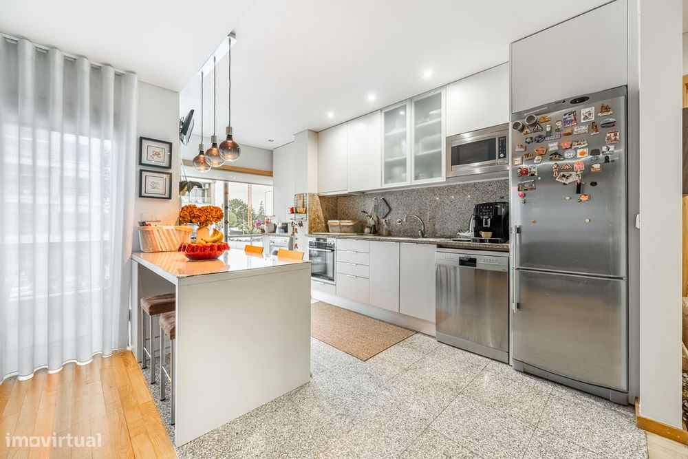 Apartamento T3 renovado em Celeirós