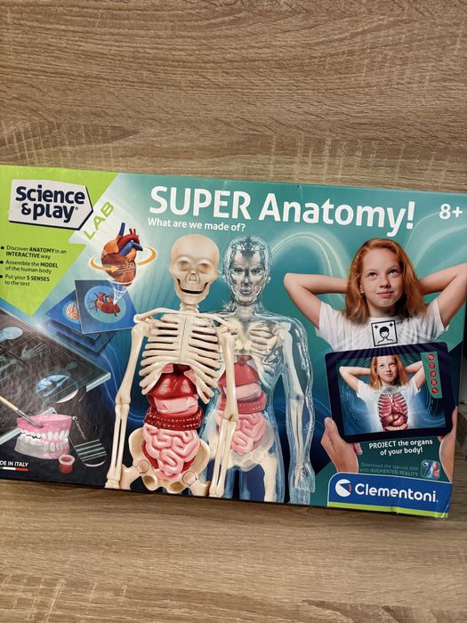 zestaw edukacyjny "SUPER Anatomy!" z serii Science & Play LAB