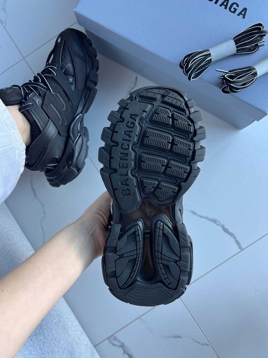 Кроссовки Balenciaga Track 1 Signature Black White ОРИГИНАЛ