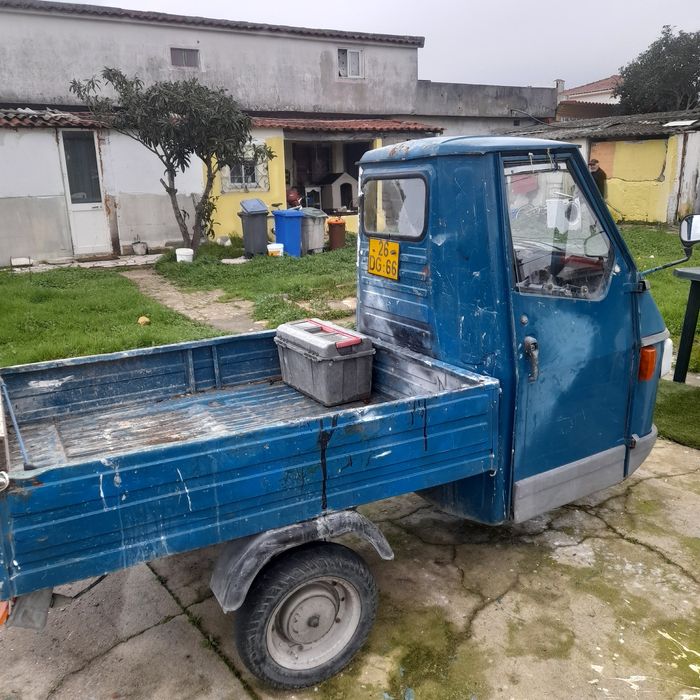 Mota piagio caixa aberta