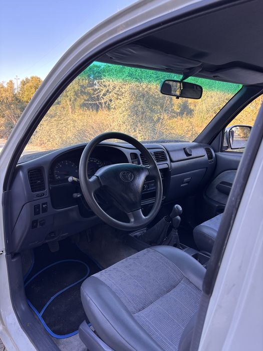Toyota Hilux 4x4 2.4TD