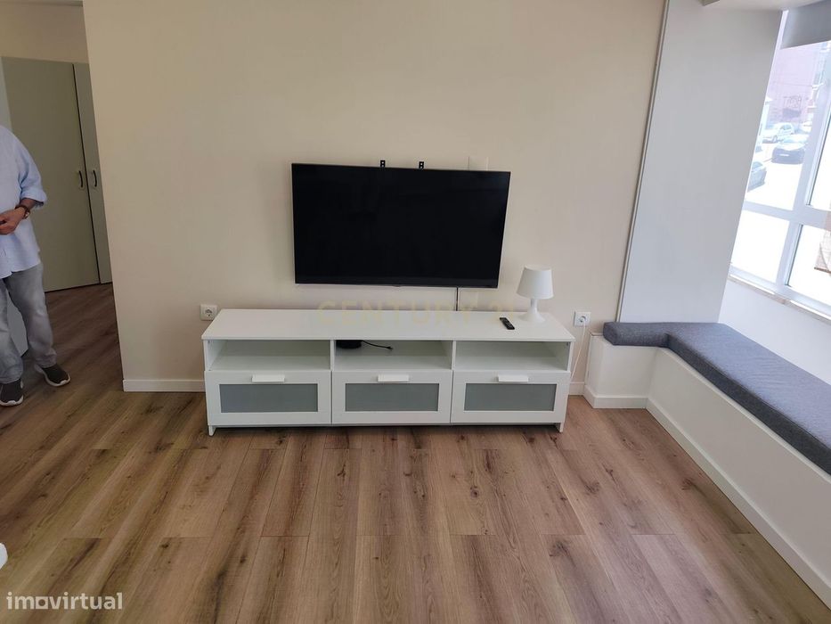 T1 Renovado em Águas Livres, Amadora - Oportunidade Única!