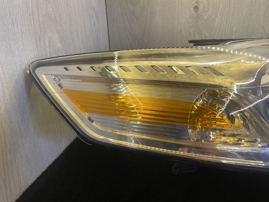 Фари, ліхтарі передні Форд мондео 4 Ford mondeo 4