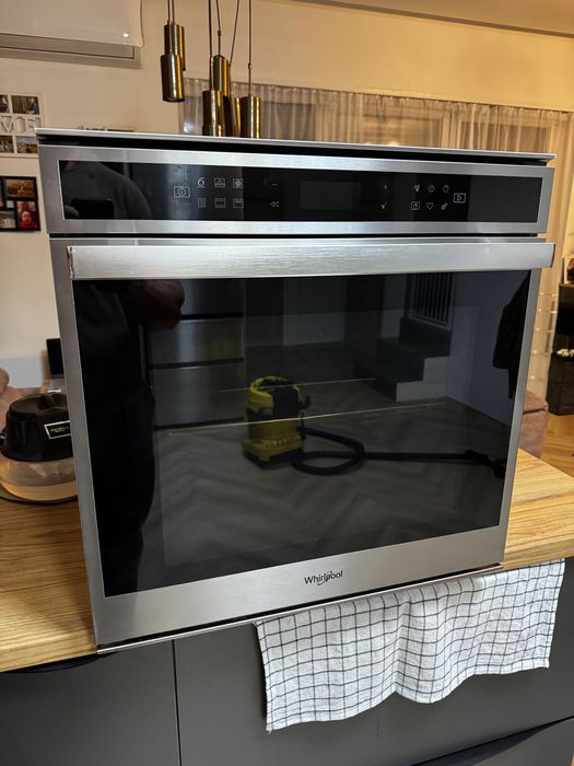 Piekarnik uszkodzona płyta główna whirpool FXHM6