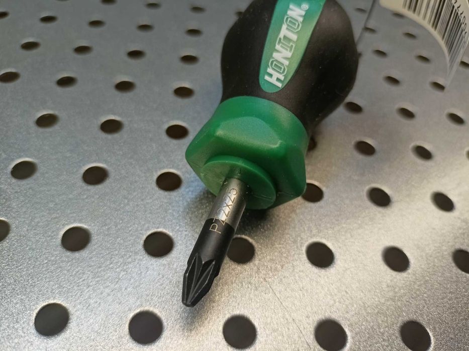 Wkrętak Bączek PZ2 x 25 mm ze stali S2 HONITON HSPZ2