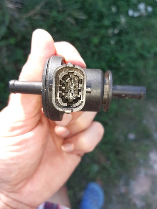 Клапан абсорбера КИА,Hyundai