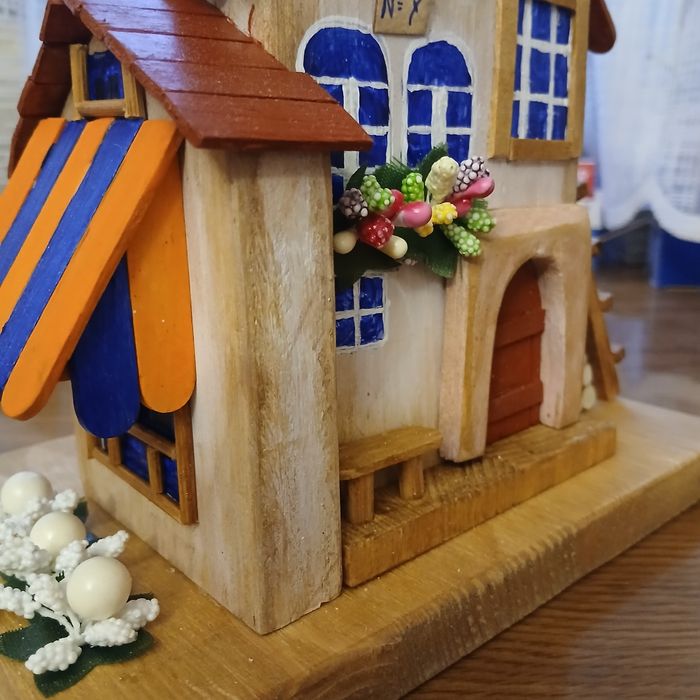 Продам для декора/интерьера домик