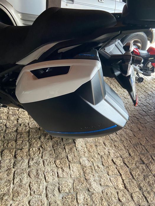 Moto Kawasaki 2021