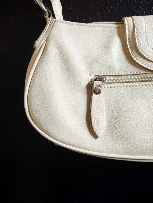 Carteira de Ombro Bege